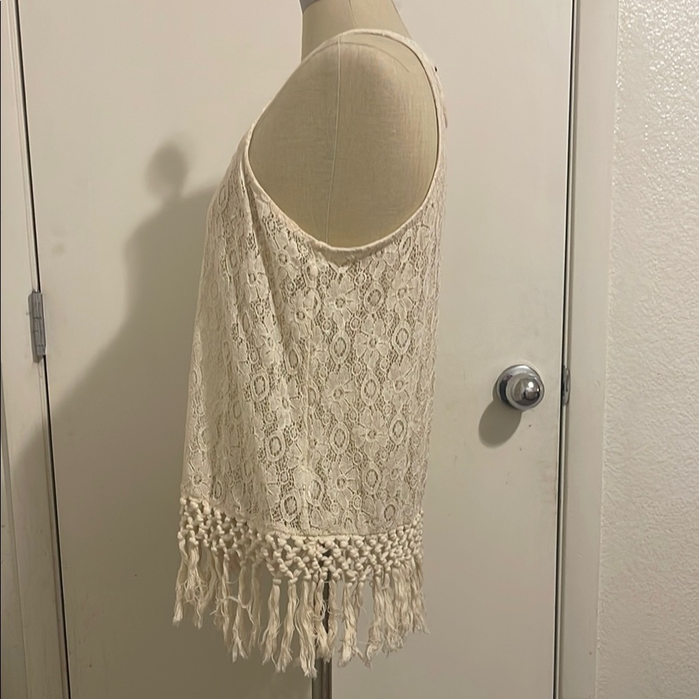 Taylor & Sage Cream Lace Top - Picture 4 of 5